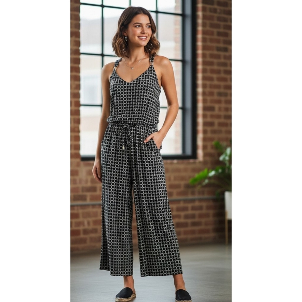 WHBM Wide Leg  Cropped Jumpsuit Black & White Size XXS